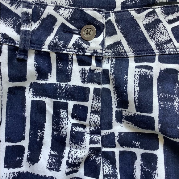 NWOT🫐 The Limited Women's Tailored Shorts - Picture 8 of 14